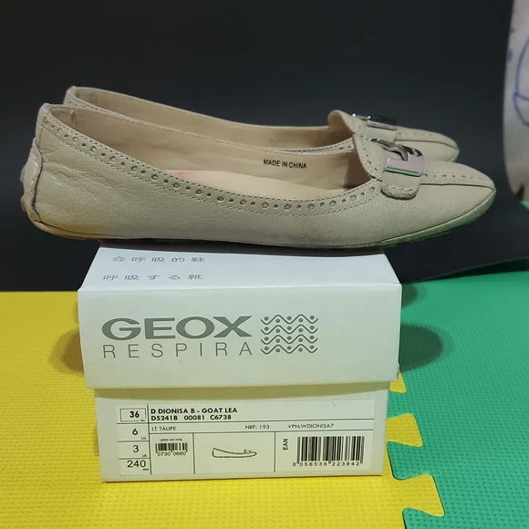 Geox Flats - Picture 4 of 6
